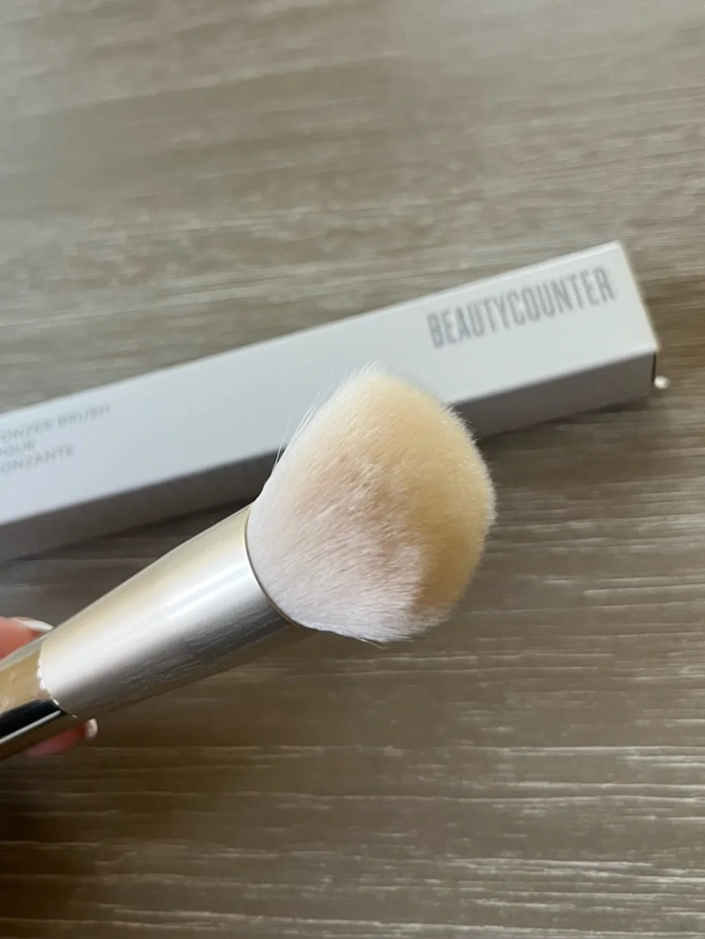 Beautycounter Cream Bronzer Brush ~ New in Box